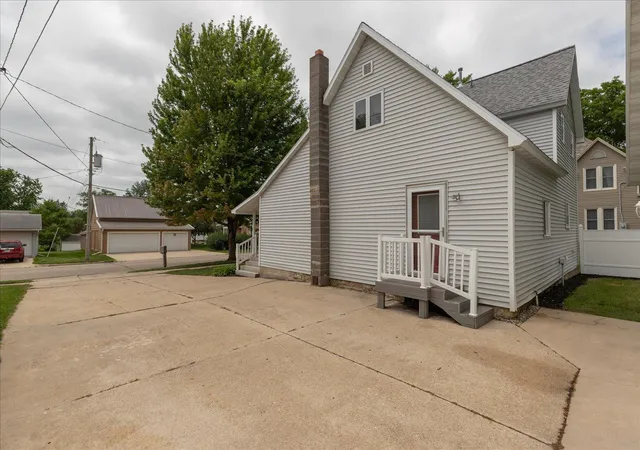 Photo 3 of Sale Pending at 105 4th Street NW, Kasson, MN 55944 | MLS# 7127371 | Listing updated on 2026-08-26