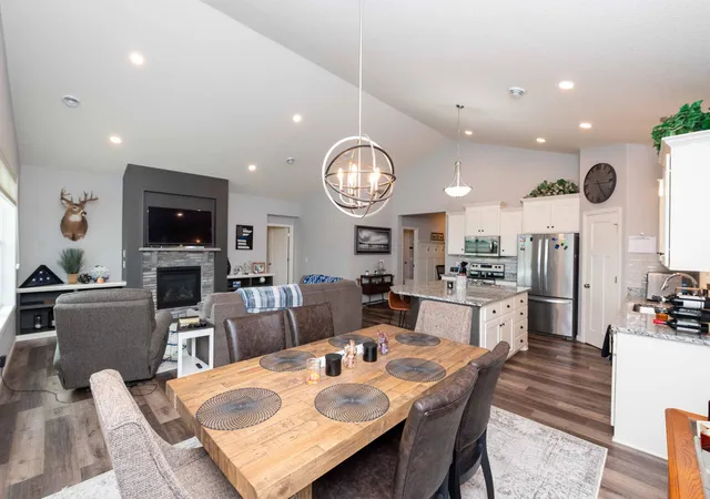 Photo 1 of Single family home for sale at 14946 Tiger St Nw, Anoka, MN 55303 | MLS# 7127385 | Listing updated on 2026-09-18