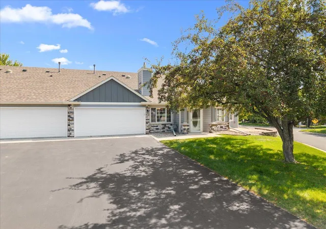 Photo 2 of Sale Pending at 9961 Tamarack Cvs, Saint Paul, MN 55125 | MLS# 7127387 | Listing updated on 2026-09-02