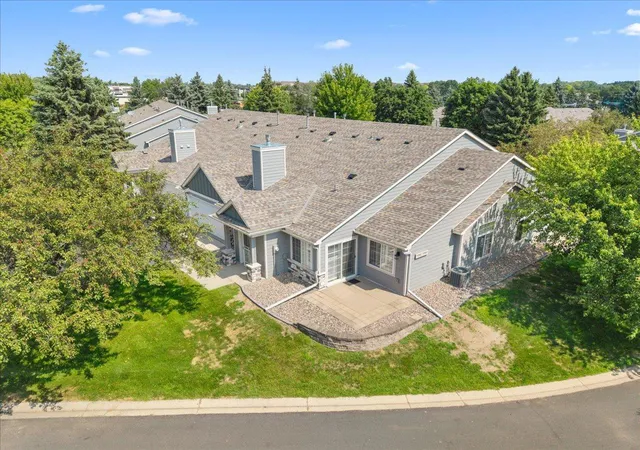Photo 3 of Sale Pending at 9961 Tamarack Cvs, Saint Paul, MN 55125 | MLS# 7127387 | Listing updated on 2026-09-02