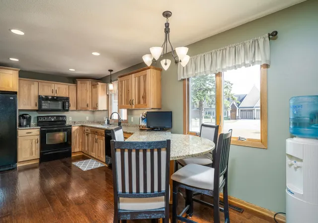 Photo 4 of Single family home for sale at 920 Groveland Ave, Crookston, MN 56716 | MLS# 7127390 | Listing updated on 2026-08-24