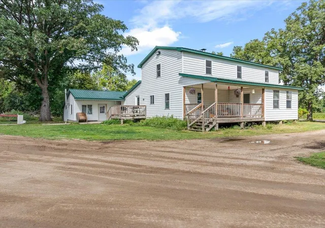 Photo 2 of Single family home for sale at 13727 County Road 32, Bertha, MN 56437 | MLS# 7127394 | Listing updated on 2026-08-28