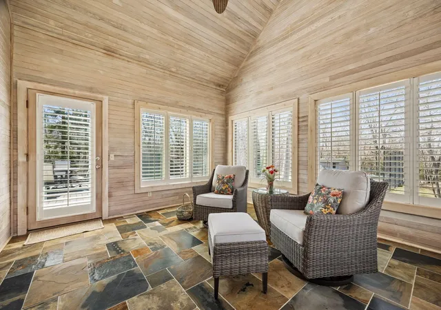 Photo 3 of Single family home for sale at 18650 Verna Ln, Prior Lake, MN 55372 | MLS# 7127397 | Listing updated on 2026-10-23