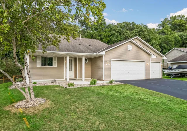 4th image of 1063 Meadow St, Cologne, MN 55322 | MLS# 7127403