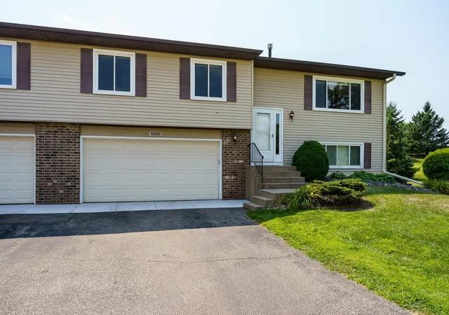 1st image of 10323 Balsam Ln, Eden Prairie, MN 55347 | MLS# 7127404