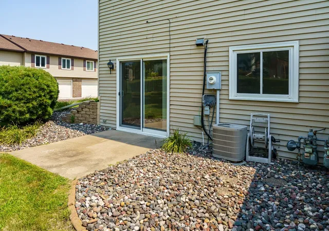 Photo 3 of Sale Pending at 10323 Balsam Ln, Eden Prairie, MN 55347 | MLS# 7127404 | Listing updated on 2026-09-08
