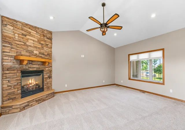 Photo 2 of Single family home for sale at 930 Aspen Cir, Watertown, MN 55388 | MLS# 7127424 | Listing updated on 2026-10-03