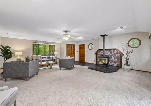 Photo 4 of Single family home for sale at 18503 Hanus Rd, Minnetonka, MN 55345 | MLS# 7127427 | Listing updated on 2026-10-05