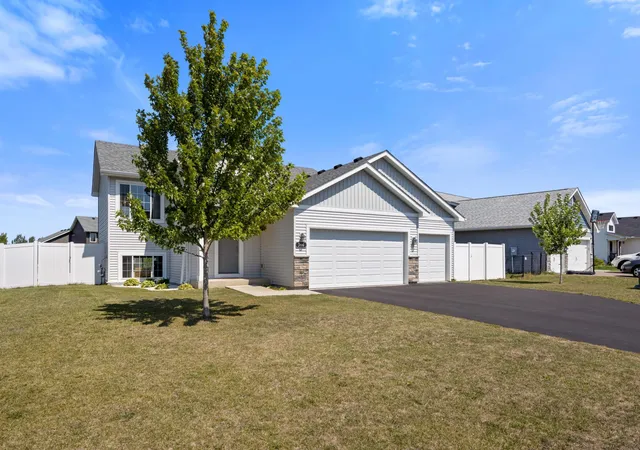 1st image of 366 66th St Sw, Waverly, MN 55390 | MLS# 7127456