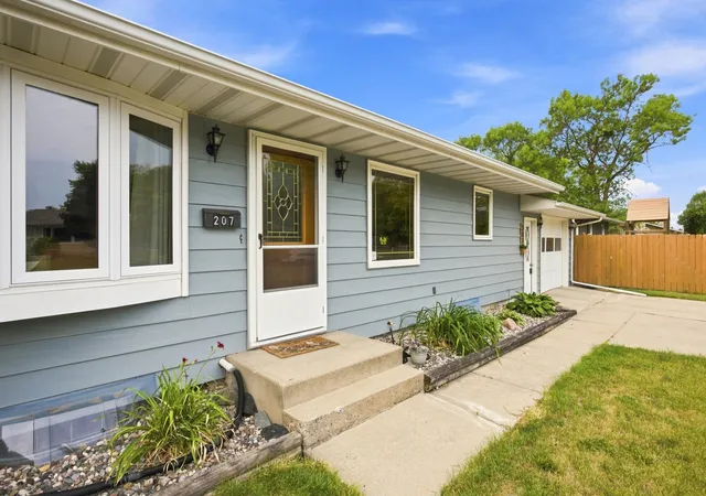 3rd image of 207 7Th Ave E, West Fargo, ND 58078 | MLS# 7127461