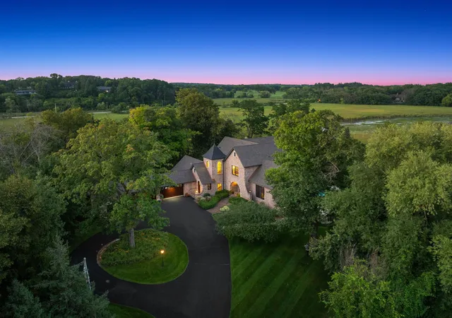 Photo 1 of Single family home for sale at 1070 Ferndale Rd W, Wayzata, MN 55391 | MLS# 7127462 | Listing updated on 2026-09-21