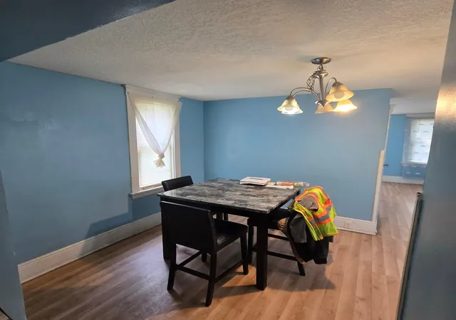 Photo 3 of Single family home for sale at 1025 Mclean Ave, Saint Paul, MN 55106 | MLS# 7127476 | Listing updated on 2026-08-15