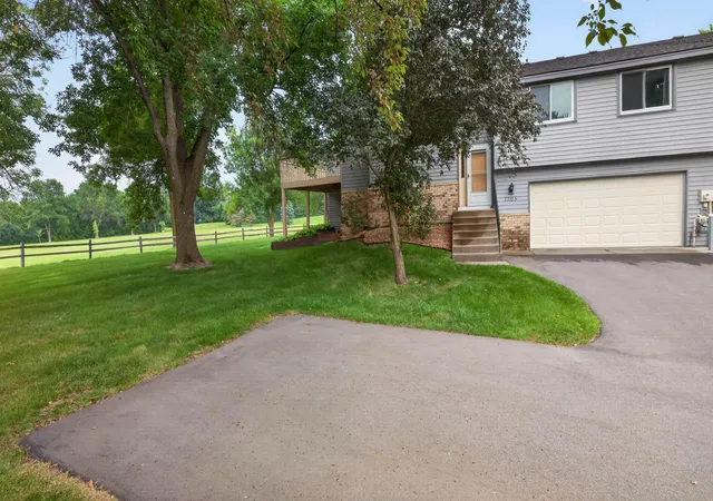 5th image of 7205 Pontiac Cir, Chanhassen, MN 55317 | MLS# 7127481