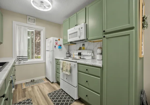 Photo 4 of Sale Pending at 535 19th Street NW #28, Rochester, MN 55901 | MLS# 7127484 | Listing updated on 2026-09-19