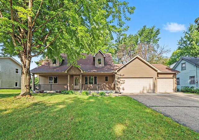 1st image of 70 W Louis St, Elko New Market, MN 55054 | MLS# 7127489
