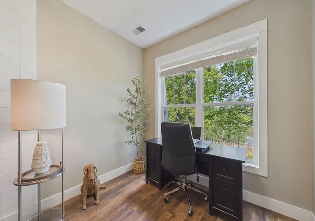 4th image of 1240 County Road D E #3, Maplewood, MN 55109 | MLS# 7127500