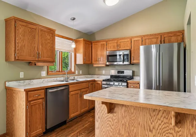 Photo 3 of Single family home for sale at 1118 W State St, Belle Plaine, MN 56011 | MLS# 7127508 | Listing updated on 2026-10-06