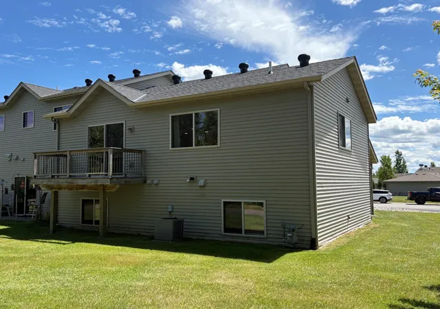 Photo 3 of Sale Pending at 15251 Clearview Ln, Brainerd, MN 56401 | MLS# 7127525 | Listing updated on 2026-09-01