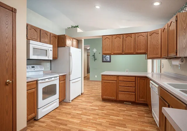 Photo 4 of Single family home for sale at 310 Haralson Ln, La Crescent, MN 55947 | MLS# 7127526 | Listing updated on 2026-09-03