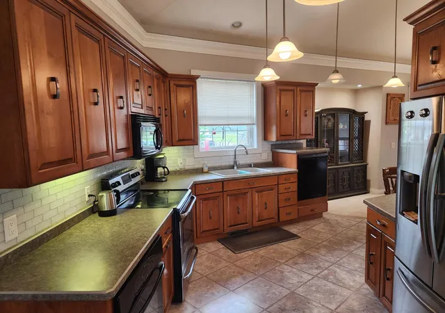 Photo 3 of Single family home for sale at 10599 State Hwy 56, Le Roy, MN 55951 | MLS# 7127536 | Listing updated on 2026-08-15