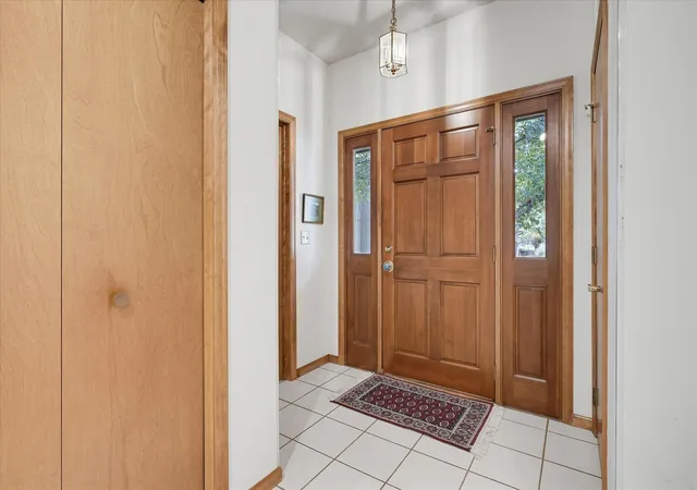 Photo 3 of Single family home for sale at 1900 Victoria Rd S #J, Saint Paul, MN 55118 | MLS# 7127560 | Listing updated on 2026-09-14