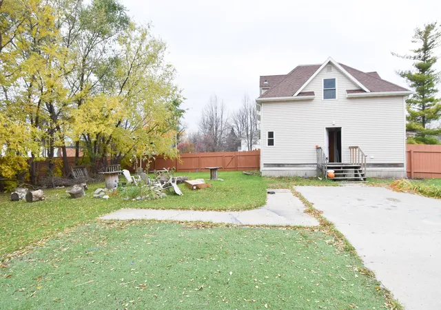 Photo 15 of Single family home for sale at 315 State Ave Sw, Red Lake Falls, MN 56750 | MLS# 7127572 | Listing updated on 2026-08-18