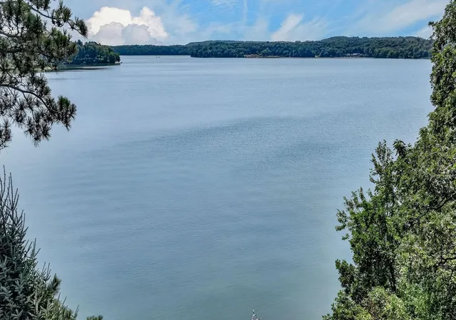 1st image of 5561 North Shore Dr, Eau Claire, WI 54703 | MLS# 7127586