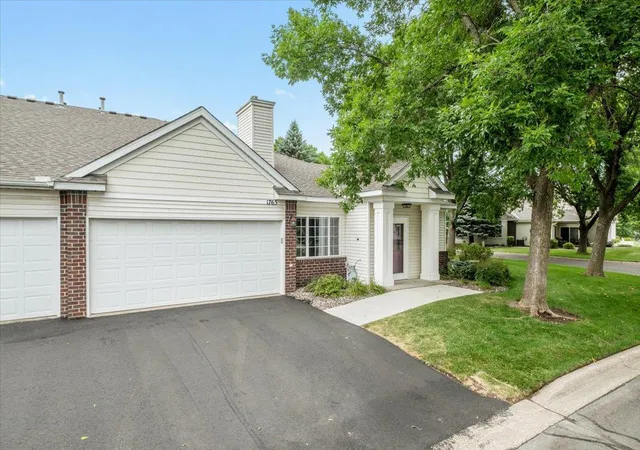 Photo 3 of Sale Pending at 1765 Linden Cvs, Saint Paul, MN 55110 | MLS# 7127596 | Listing updated on 2026-08-24
