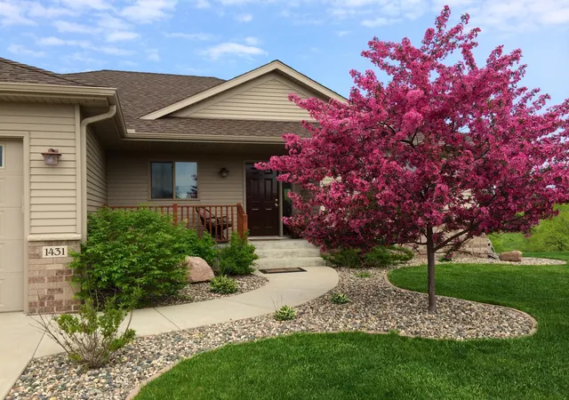 2nd image of 1431 23rd St Se, Saint Cloud, MN 56304 | MLS# 7127601