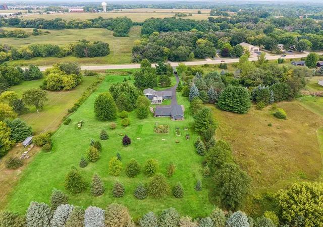 31st image of 8255 Stillwater Blvd N, Lake Elmo, MN 55042 | MLS# 7127608