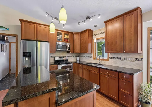 5th image of 8255 Stillwater Blvd N, Lake Elmo, MN 55042 | MLS# 7127608