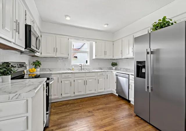 2nd image of 615 1st St, Kenyon, MN 55946 | MLS# 7127623