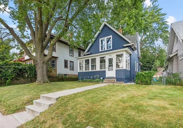Photo 2 of Single family home for sale at 831 Smith Ave S, Saint Paul, MN 55107 | MLS# 7127636 | Listing updated on 2026-09-03