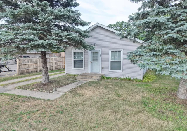 Single family home for sale at 228 Aspen Ave SE, Menahga, MN 56464 | MLS# 7127641