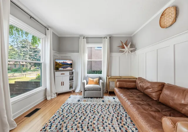 Photo 3 of Sale Pending at 2840 Brunswick Ave S, Minneapolis, MN 55416 | MLS# 7127642 | Listing updated on 2026-08-30
