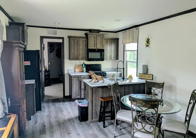 2nd image of 153 2nd St Sw, Henriette, MN 55036 | MLS# 7127646