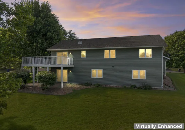 Photo 3 of Single family home for sale at 501 Carter Dr, Northfield, MN 55057 | MLS# 7127655 | Listing updated on 2026-09-17