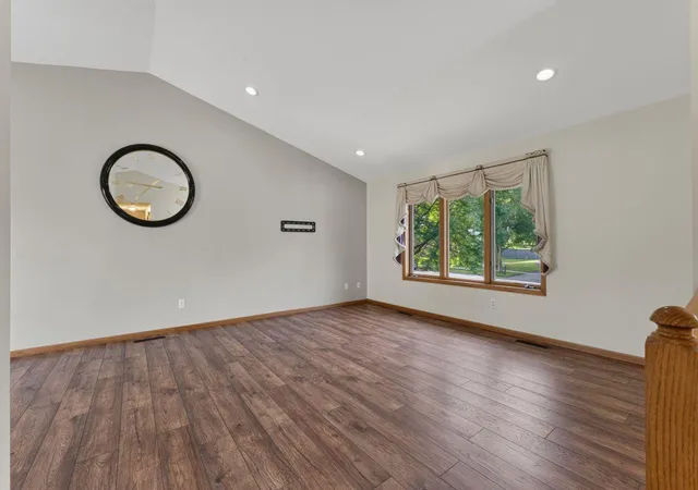 Photo 4 of Sale Pending at 501 Carter Dr, Northfield, MN 55057 | MLS# 7127655 | Listing updated on 2026-09-24