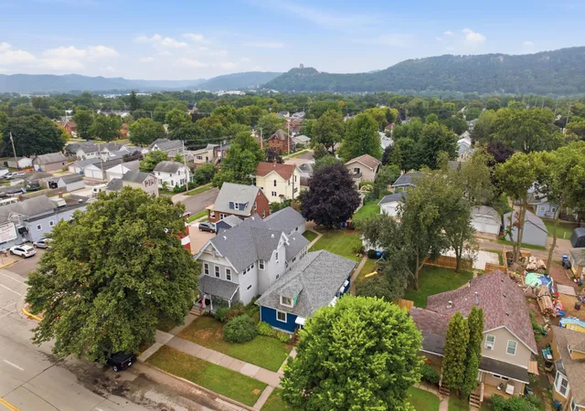 Photo 2 of Single family home for sale at 419 E Broadway St, Winona, MN 55987 | MLS# 7127670 | Listing updated on 2026-08-20