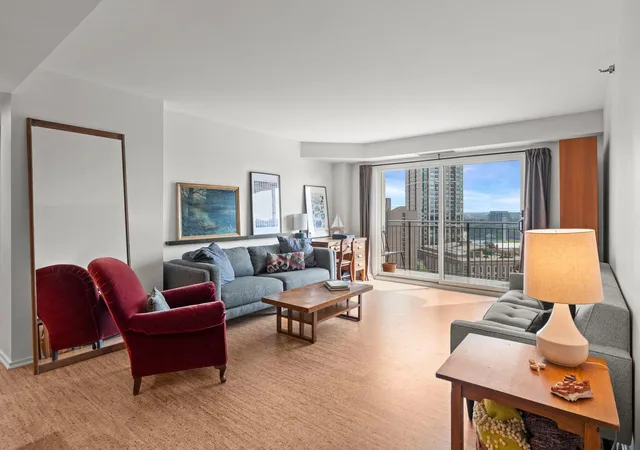 Photo 2 of Condo for sale at 121 Washington Ave S #1516, Minneapolis, MN 55401 | MLS# 7127673 | Listing updated on 2026-09-13