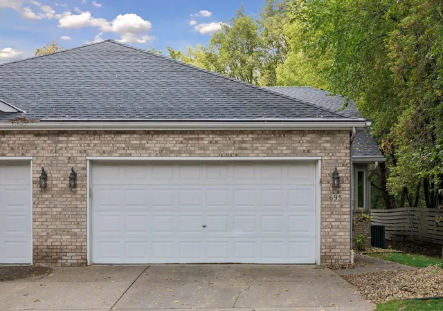 Photo 2 of Single family home for sale at 695 Emerald Ridge, Saint Paul, MN 55113 | MLS# 7127689 | Listing updated on 2026-09-28