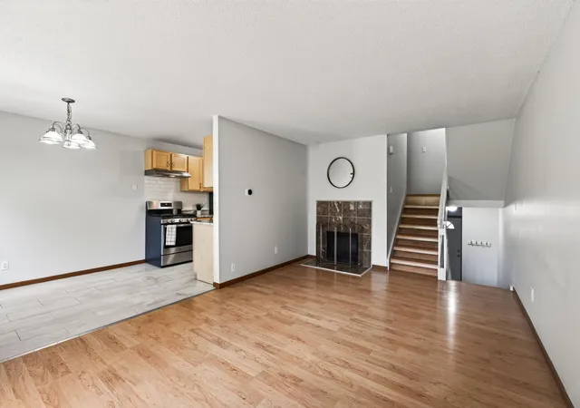 5th image of 3215 Valley Ridge Dr #56, Eagan, MN 55121 | MLS# 7127719