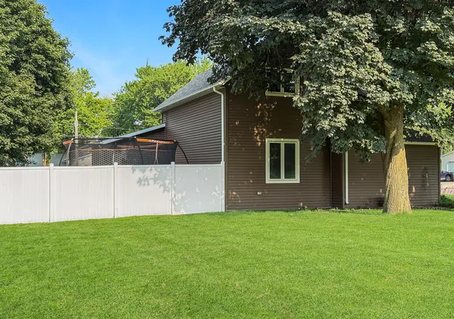 5th image of 509 S Lake St, Sherburn, MN 56171 | MLS# 7127727