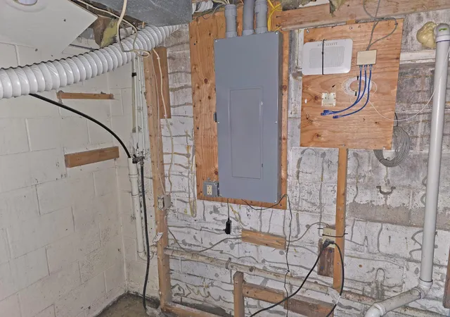 Photo 20 of Single family home for sale at 1109 S Moore St, Blue Earth, MN 56013 | MLS# 7127741 | Listing updated on 2026-08-19