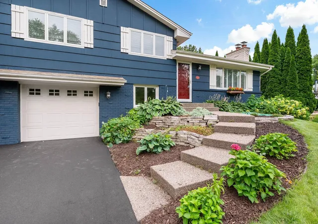 Photo 3 of Sale Pending at 5529 Benton Ave, Minneapolis, MN 55436 | MLS# 7127761 | Listing updated on 2026-09-04