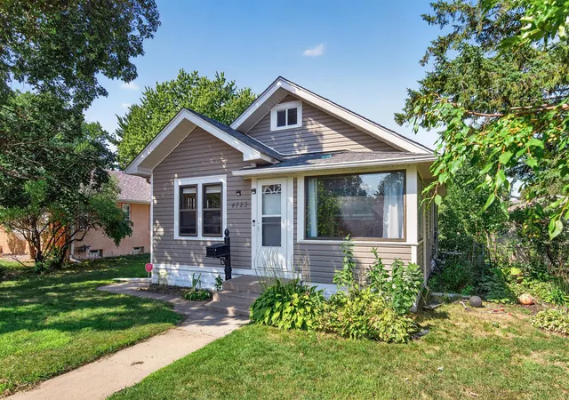 Photo 2 of Sale Pending at 4723 Fremont Ave N, Minneapolis, MN 55430 | MLS# 7127765 | Listing updated on 2026-08-28