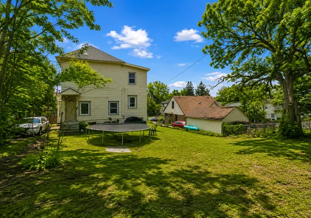 Photo 1 of House for sale at 306 King St W, Saint Paul, MN 55107 | MLS# 7127796 | Listing updated on 2026-09-21