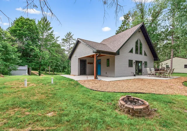 1st image of 342 Paulsen Lake Ct, Osceola, WI 54020 | MLS# 7127799