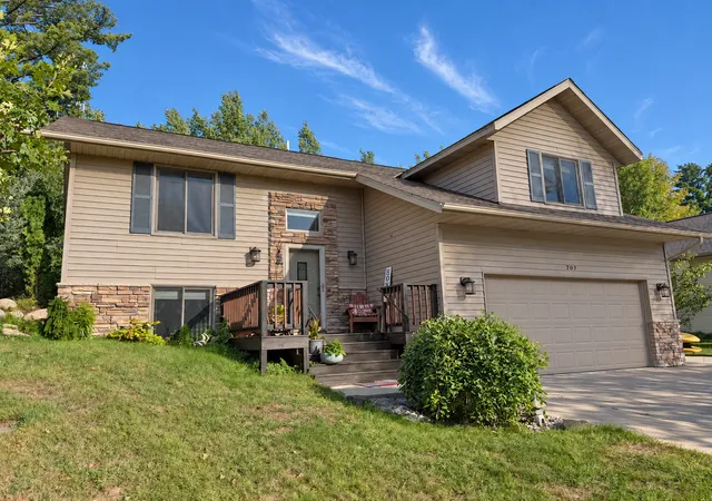 Photo 1 of Single family home for sale at 707 5th Street S, Walker, MN 56484 | MLS# 7127803 | Listing updated on 2026-09-12