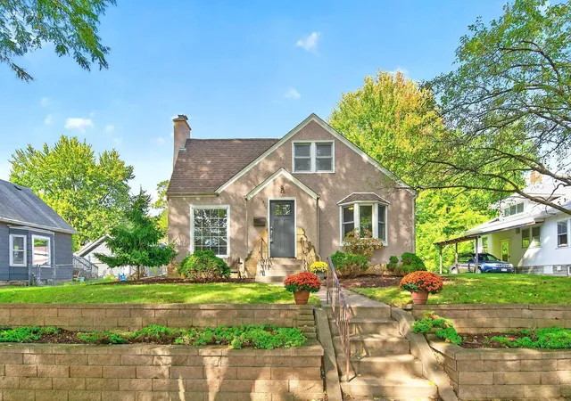 Photo 1 of Sale Pending at 1865 Palace Ave, Saint Paul, MN 55105 | MLS# 7127806 | Listing updated on 2026-10-21